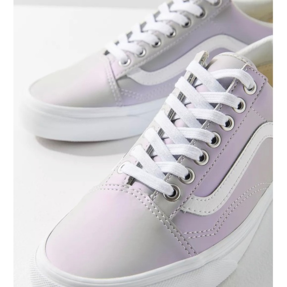 Vans Shoes - Vans Iridescent Old Skool Leather Lace Up Sneakers Size 9.5